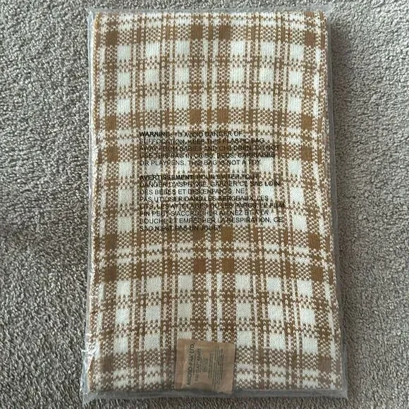 Timberland Plaid Buffalo Scarf! - Picture 5 of 7